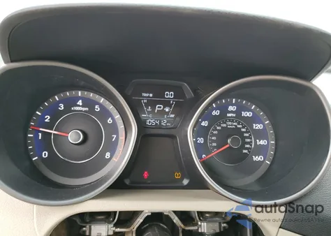 2016 Hyundai Elantra Se z USA, uszkodzony, nr VIN 5NPDH4AE5GH781932